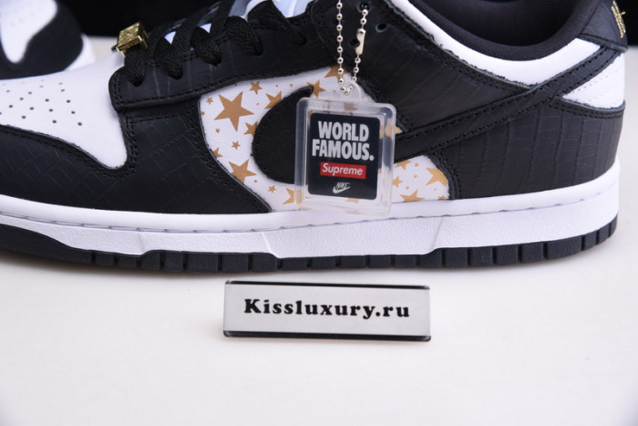 NIKE SB DUNK LOW "BLACK STARS" DH3228-102