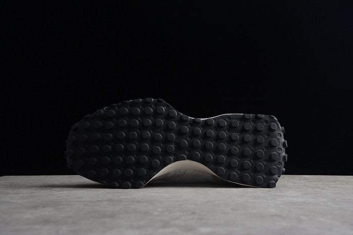 New Balance MS327LAB