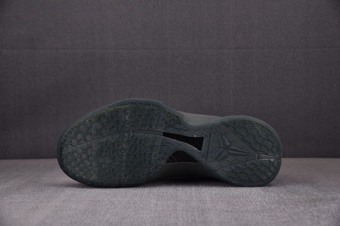 NIKE Zoom Kobe 6“Black Mamba Collection Fade to Black” 869457-007