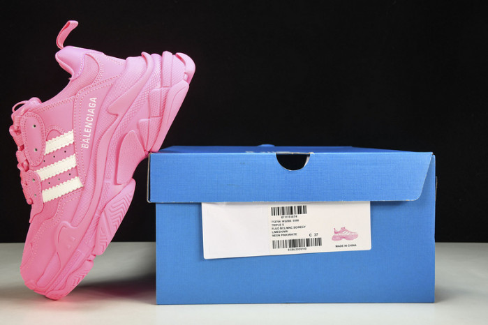 BLCG SNEAKER TRIPLE.S.