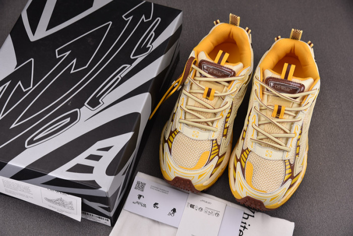 Off-White c/o Virgil Abloh