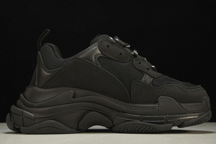 BLCG SNEAKER TRIPLE.S.