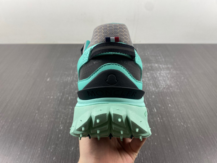 MONCLER TRAILGRIP GORE-TEX