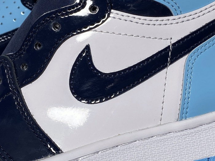Air Jordan 1 Retro High OG “UNC Patent” CD0461-401