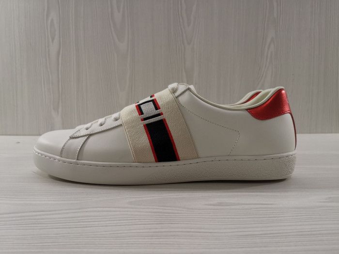 Gvc*1 Platform Sneaker