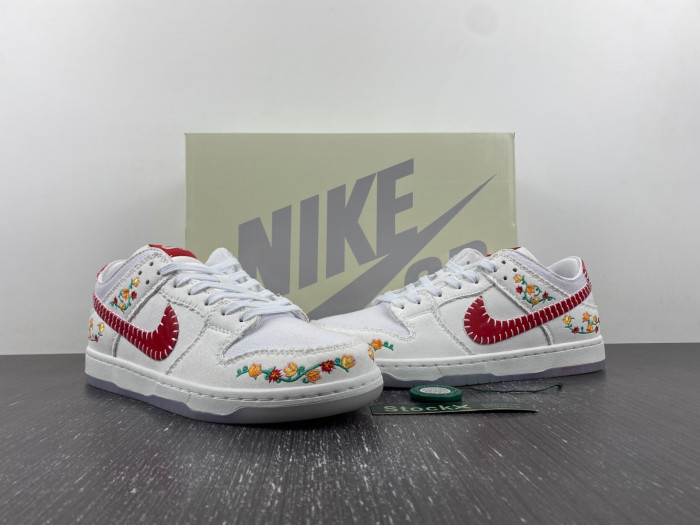 NIKE SB DUNK LOW DECON N7 OPTI YELLOW UNIVERSITY RED FD6951-700