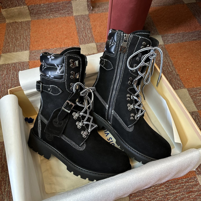LO1_VTS BOOTS
