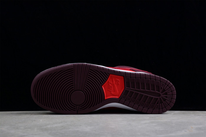 Nike SB Dunk Low Cherry - DM0807-600