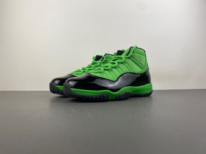 Air Jordan 11 Retro “Green & Black” CT8012-310