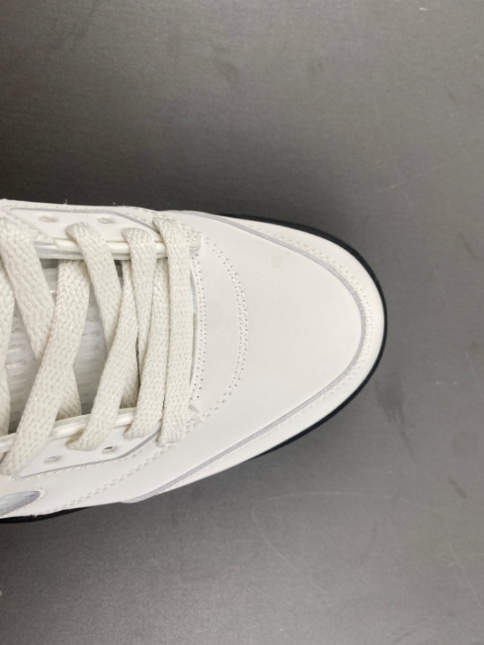 Air Jordan "35th Anniversary" HQ7978-102