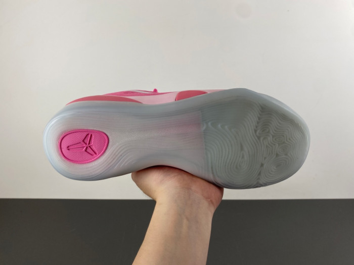 Jalen Brunson x Nike Kobe 6 Protro “Statue of Liberty” IQ5774-300