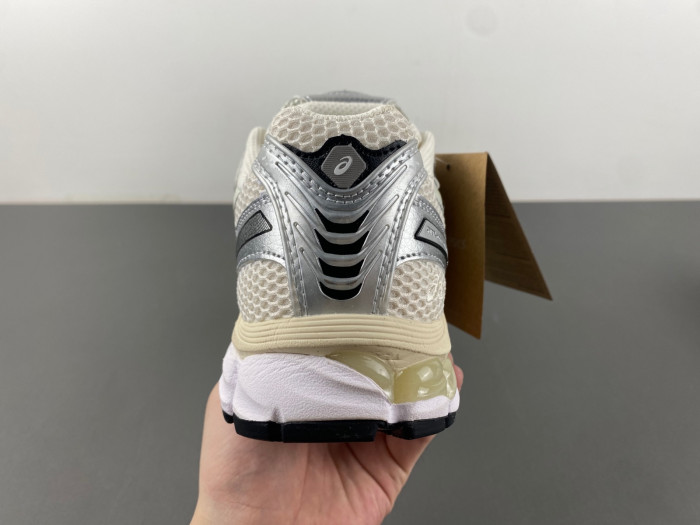 As1cs Gel-Kayano 12.1 x Ronnie Fieg "Cream" | 1203A555-100