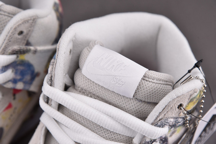 Svp*me x Nike SB Dunk High Rammellzee FD8779-100