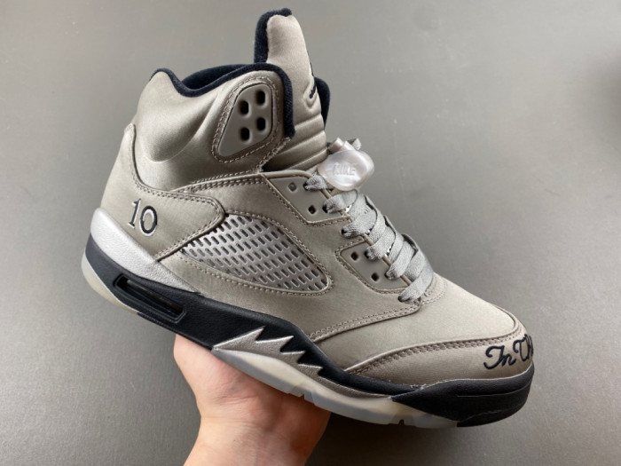 Jordan 5 Retro Wings (2025) - IO2038-001