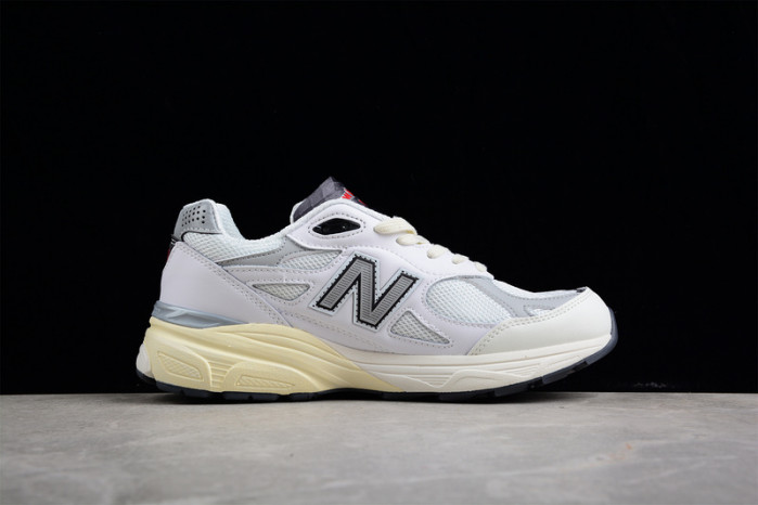 New Balance M990AL3