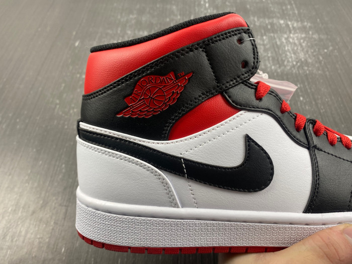 AIR Jordan 1 Mid Gym Red Black Toe  - DQ8426-106