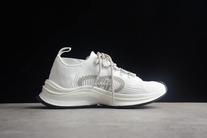 Gvc*1 Run Low-top Sneakers 680893 USM10 8475