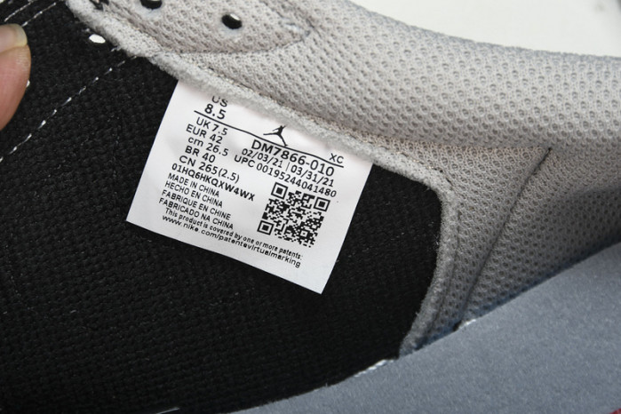 Travis Scott x Air Jordan 1 Low OG DM7866-010