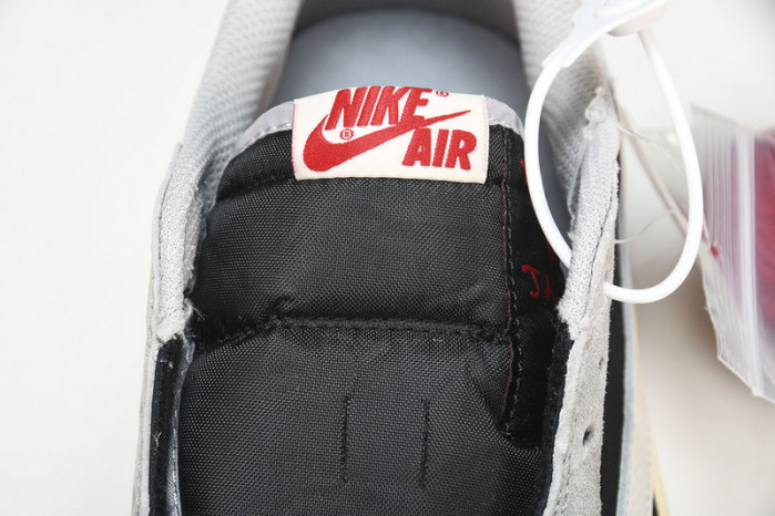 Travis Scott x Air Jordan 1 Low OG DM7866-010