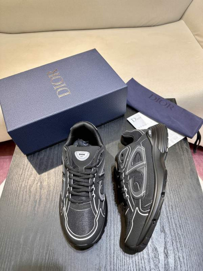 DIO B30 LowTop Sneaker