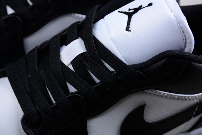 Air Jordan 1 Low Black White DC0774-101