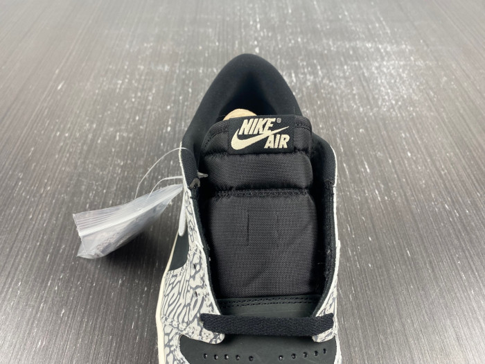 Air Jordan 1 Retro Low OG Black Cement - CZ0790-001