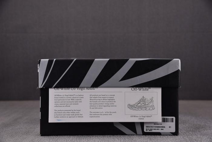 Off-White c/o Virgil Abloh