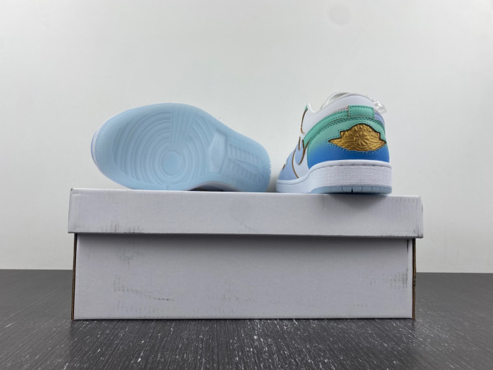 Air Jordan 1 Low SE Emerald Rise FN8899-131