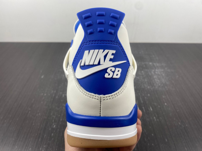 AIR Jordan 4 Retro “Sapphire” DR5415-104