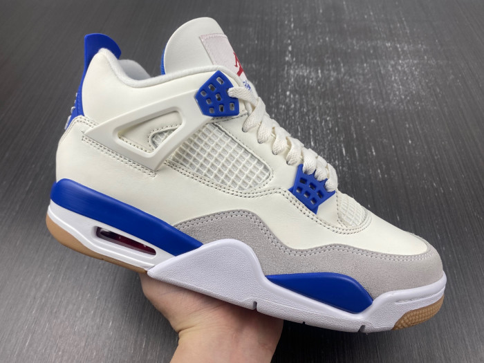 AIR Jordan 4 Retro “Sapphire” DR5415-104