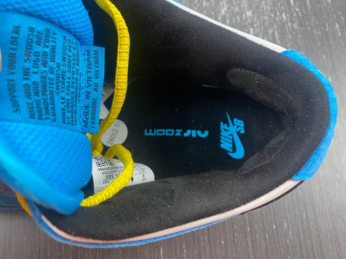 Powerpuff Girls x Nike SB Dunk Low “Buttercup” FZ8319-300