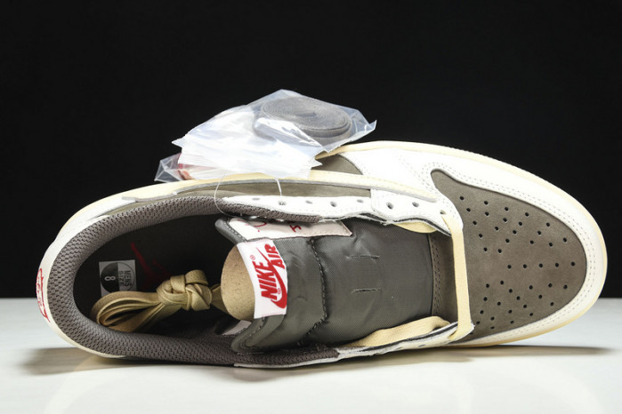Travis Scott x Nike Air Jordan 1 Low DM7866-162