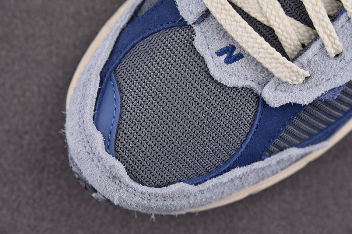 New Balance NB 2002R“Refined Future”