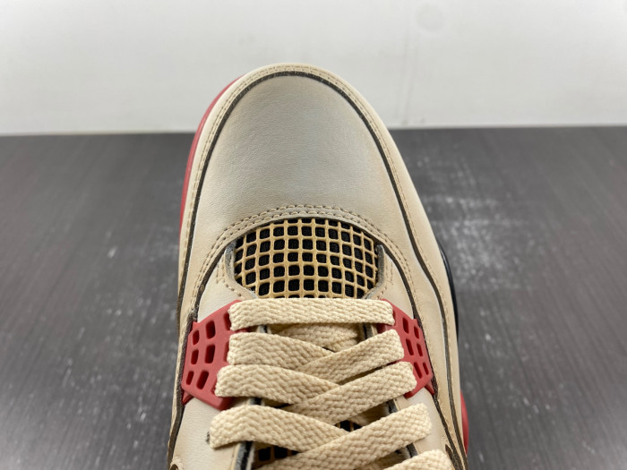 Air Jordan 4 Retro Charizard AQ9129-105