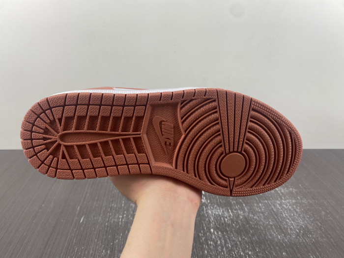 Air Jordan 1 Low Sky J Orange - DC0774-080