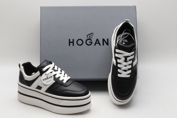 HOGAN SNEAKERS