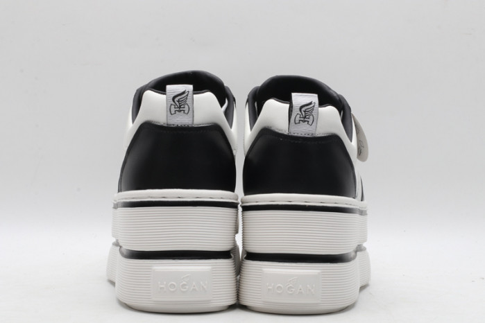 HOGAN SNEAKERS