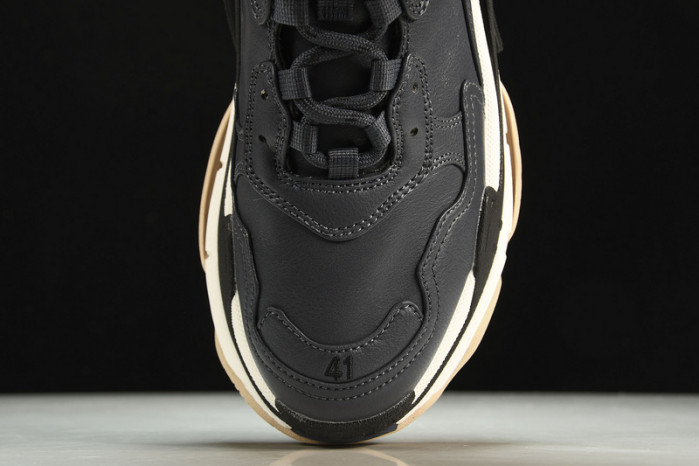 BLCG SNEAKER TRIPLE.S.