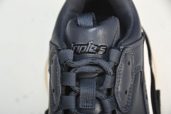 BLCG SNEAKER TRIPLE.S.