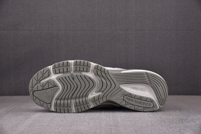 WTAPS X NEW BALANCE 990V6 / M990WT6