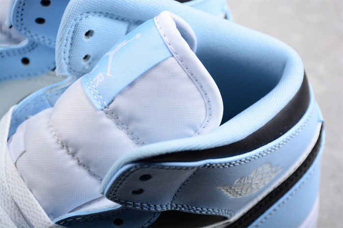Air Jordan 1 Mid "University Blue" - 555112-401