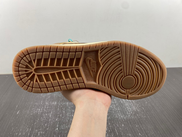 Zion Williamson x AJ 1 Retro High OG ”Voodoo“  DZ7292-100