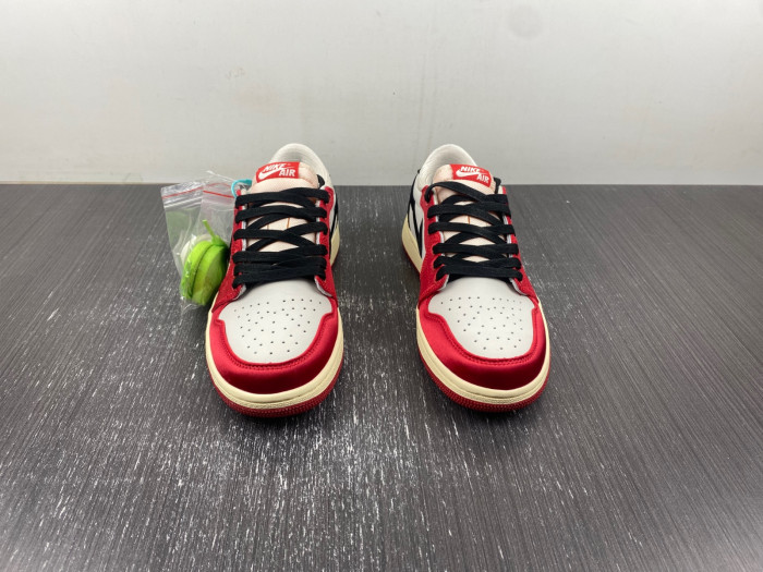 AIR JORDAN 1 RETRO LOW OG 