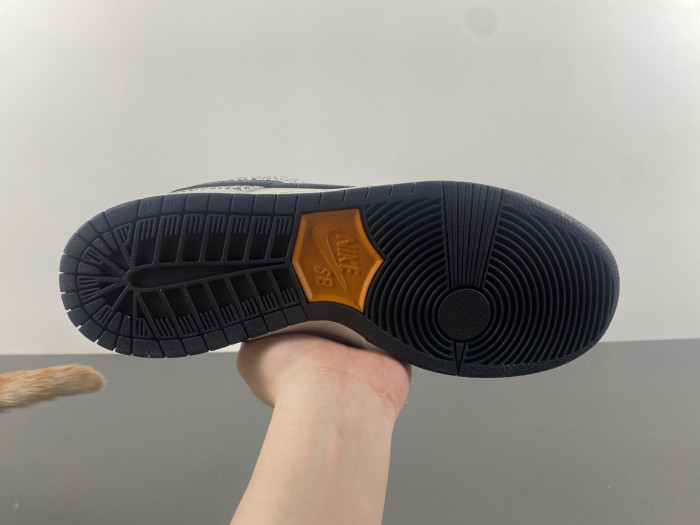 NIKE SB DUNK LOW SAFARI "OLYMPICS" | FZ1233-002