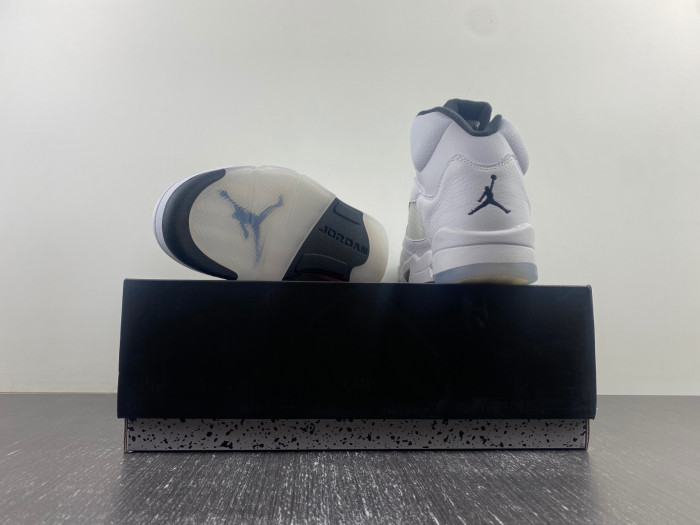 AIR JORDAN 5 "WHITE/BLACK" DD0587-110