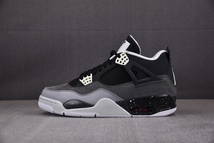 Air Jordan 4 Retro 