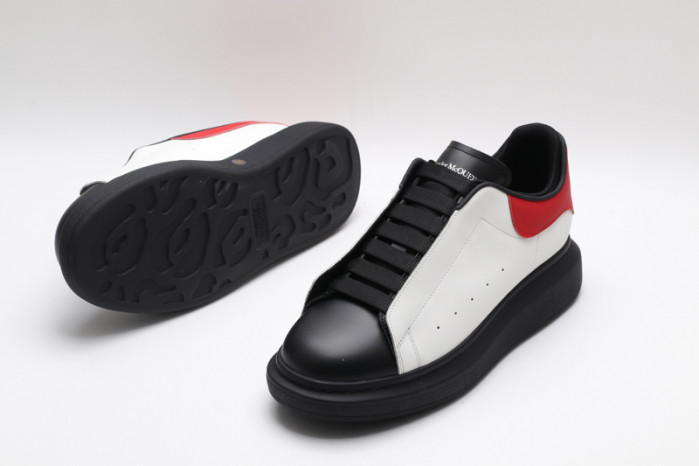 A1exa*der Mcqv*en OVERSIZED