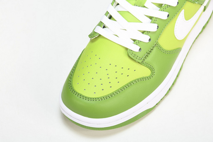 Nike Dunk Low Chlorophyll - DJ6188-300