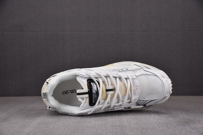 Off-White c/o Virgil Abloh