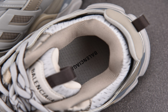 Ba1en*iaga TRACK 542023 W3ACG 1220